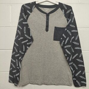 CARBON Henley Shirt LARGE Gray Blue Long Sleeve Feather Print Raglan Baseball